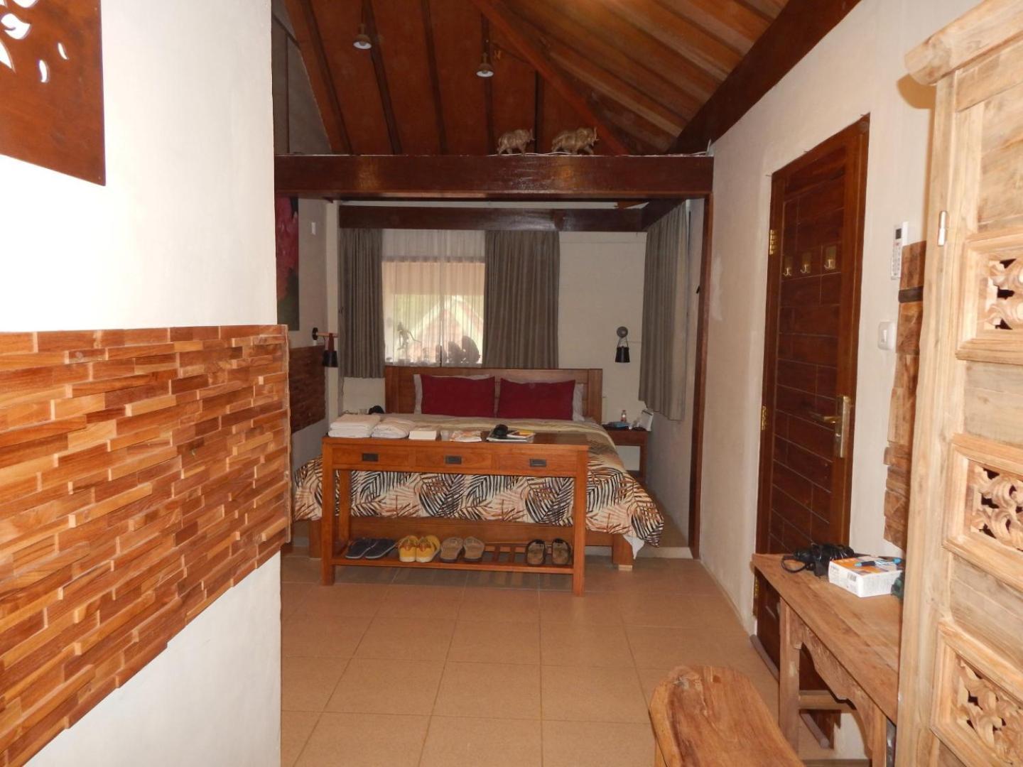 Alamanda Family Villas, Pool & Local Tours Джокьякарта Экстерьер фото