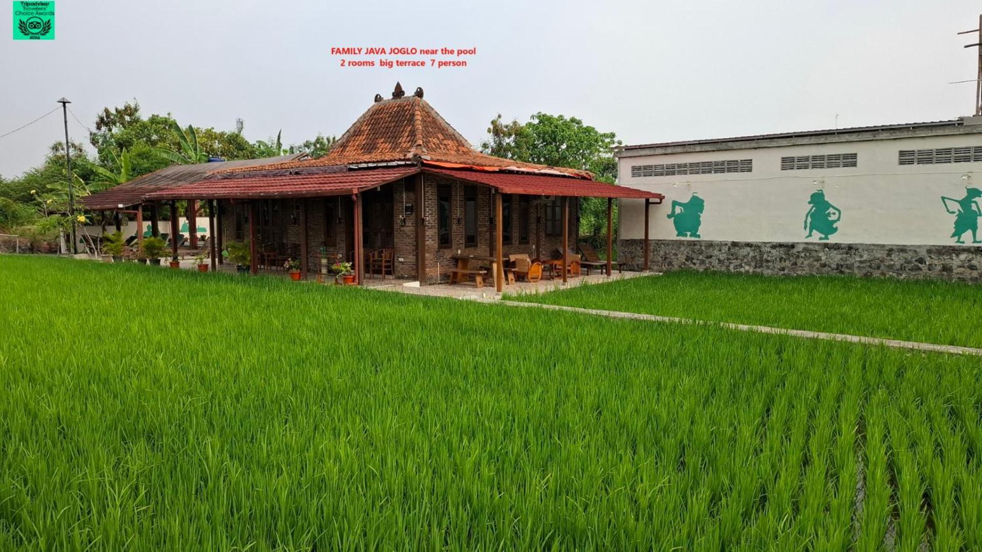 Alamanda Family Villas, Pool & Local Tours Джокьякарта Экстерьер фото