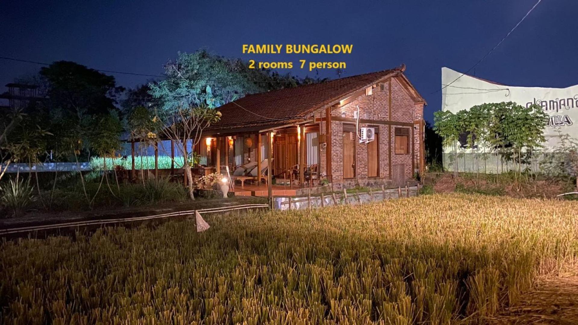 Alamanda Family Villas, Pool & Local Tours Джокьякарта Экстерьер фото