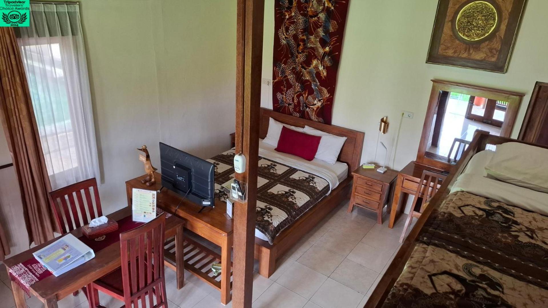 Alamanda Family Villas, Pool & Local Tours Джокьякарта Экстерьер фото